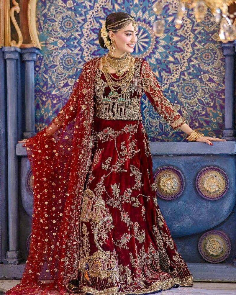 Luxury Bridal Red Velvet Lehenga - Image 3